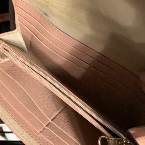Chloe Used Lux Wallet Pink final Sale - Picture 2 of 2